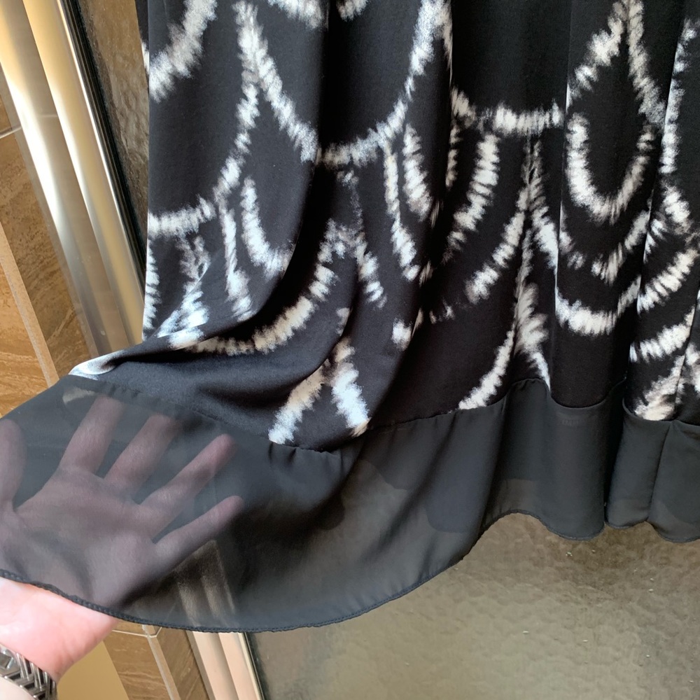 Xs flirty black and white maxi skirt - Picture 2 of 3
